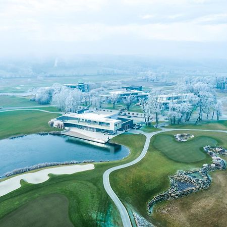Zala Springs Golf Resort Zalacsany Exterior photo