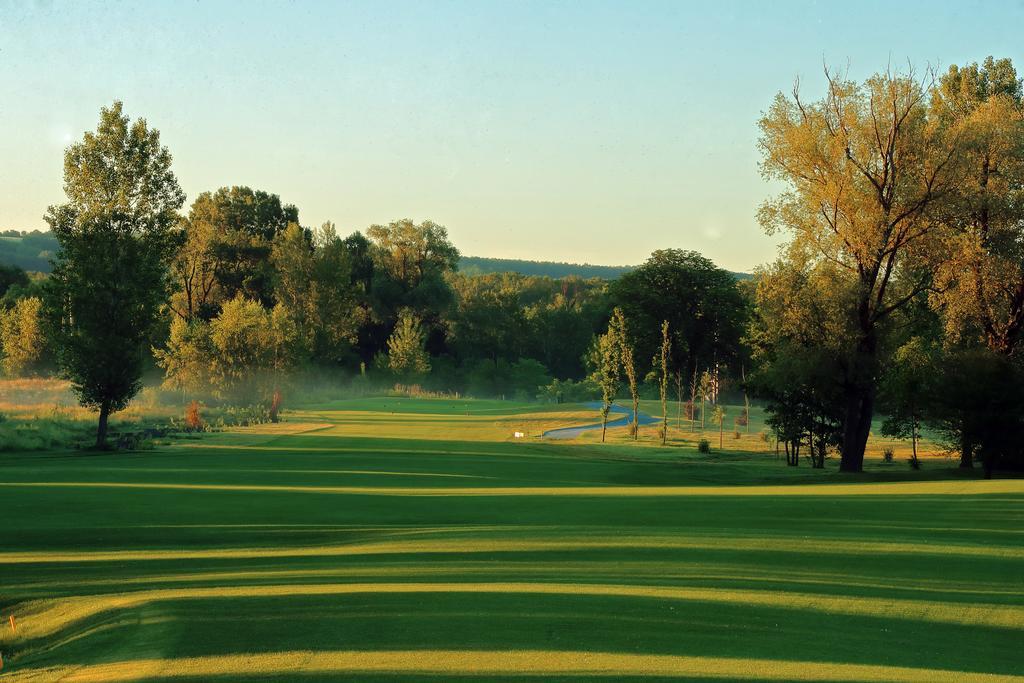 Zala Springs Golf Resort Zalacsany Exterior photo